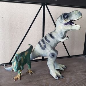 Pair Of Tyrannosaurus Rex Toys‎